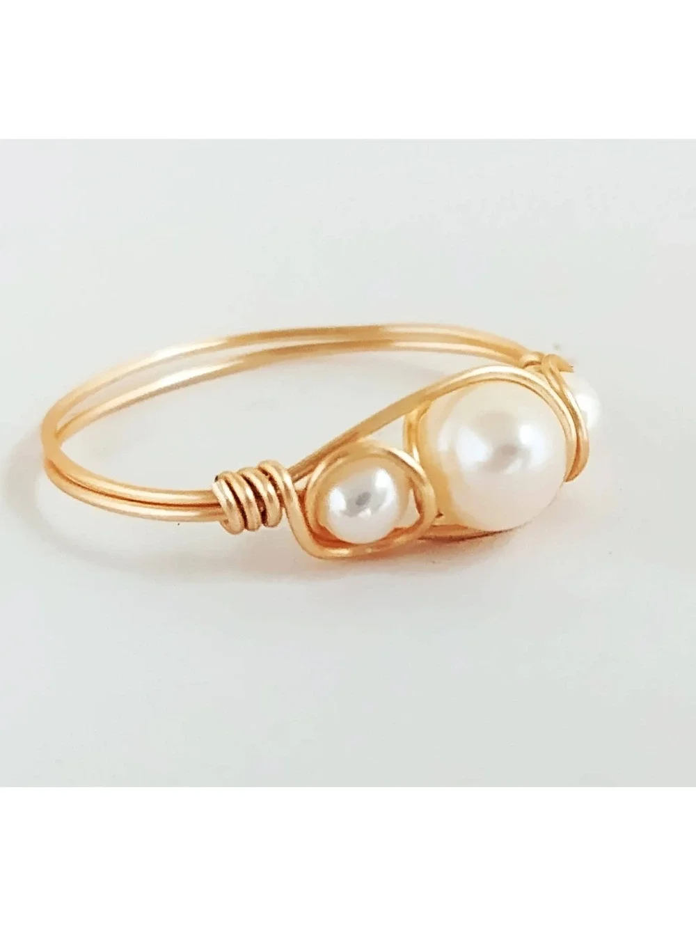 Cultured Pearl Wire Wrap Ring, Size 7 Gold Tone